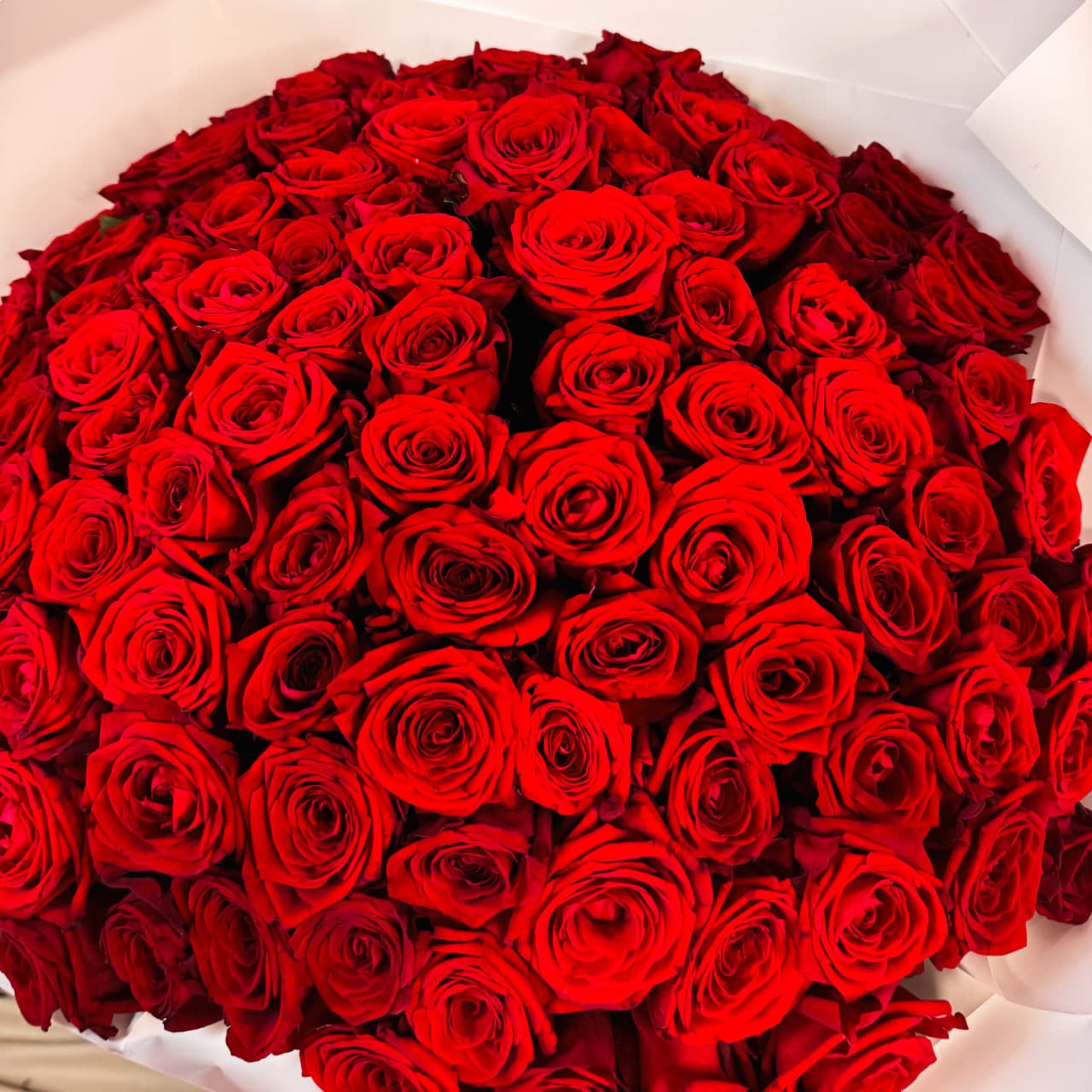 101 красная роза (цвет на выбор) — фото 3 — купить в Тбилиси — фото 3