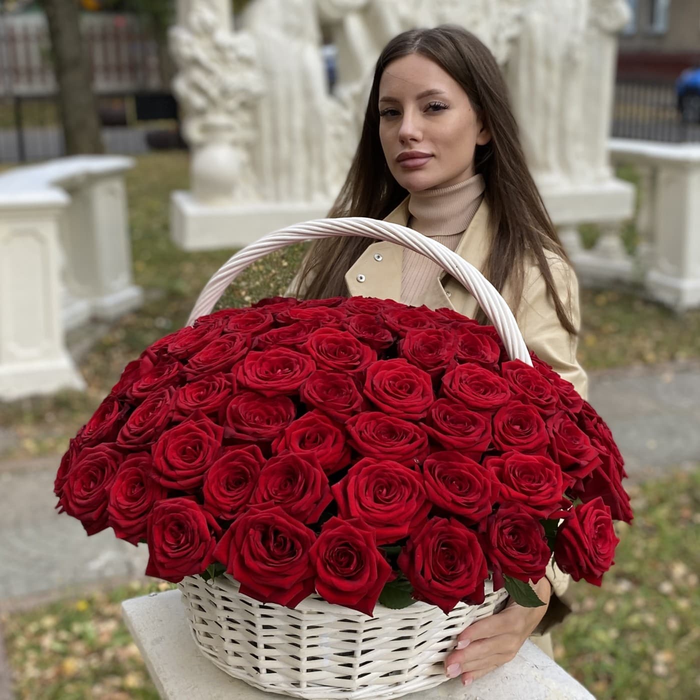 101 красная роза в корзине (цвет на выбор) — фото 2 — купить в Тбилиси — фото 2