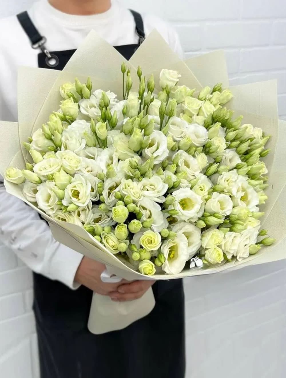 19 веток эустомы (цвет на выбор)