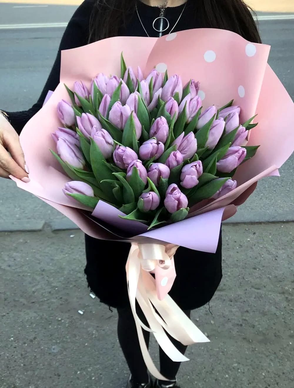 37 тюльпанов