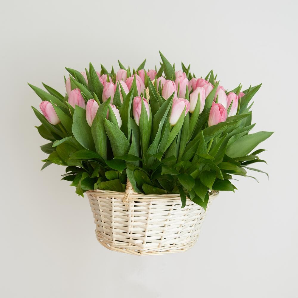 51 розовый тюльпан в корзине — фото 4 — купить в Тбилиси — фото 4