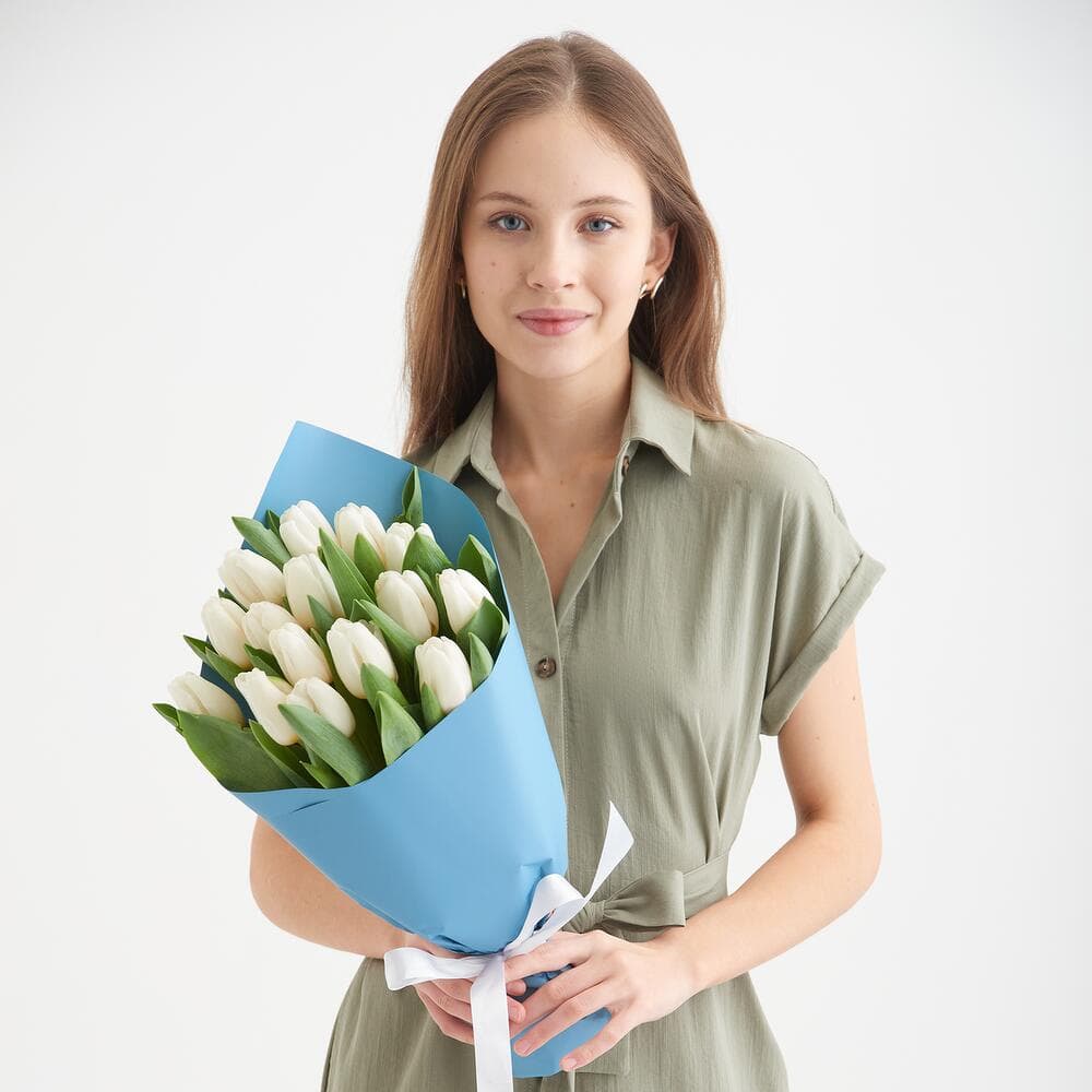 Букет из 15 тюльпанов (цвет на выбор) — фото 2 — купить в Тбилиси — фото 2