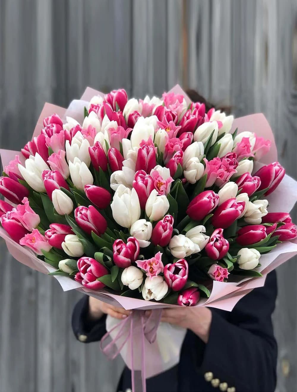 Букет из 151 тюльпана: розовый микс