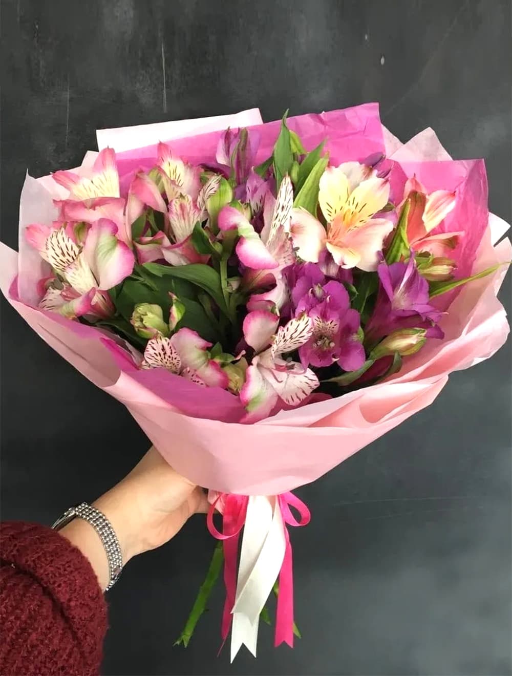 Букет из 7 альстромерий микс