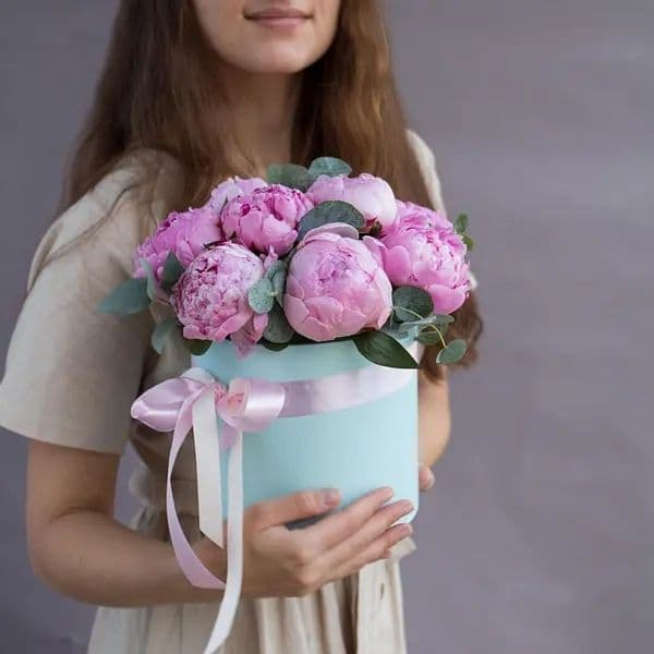 Букет "Розовая шляпка" — фото 2 — купить в Тбилиси — фото 2