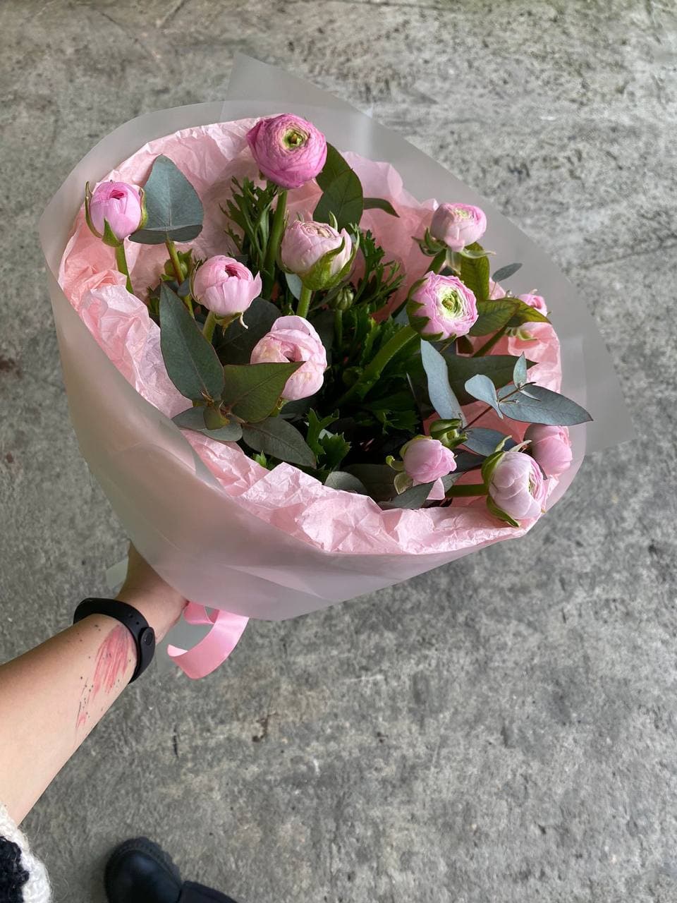 Букет розовых ранунклюсов — фото 2 — купить в Тбилиси — фото 2