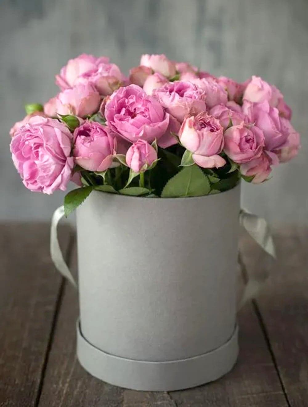 Шляпная коробка "Gray rose"